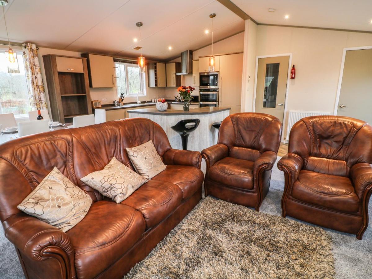 Braeburn Lodge Winkleigh Buitenkant foto